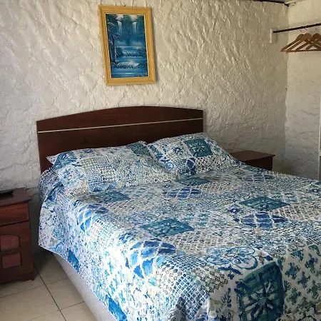 Lodge El Cerrito 7