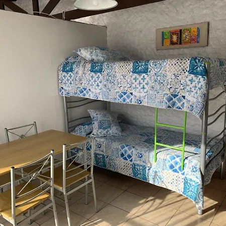 El Cerrito 7 *